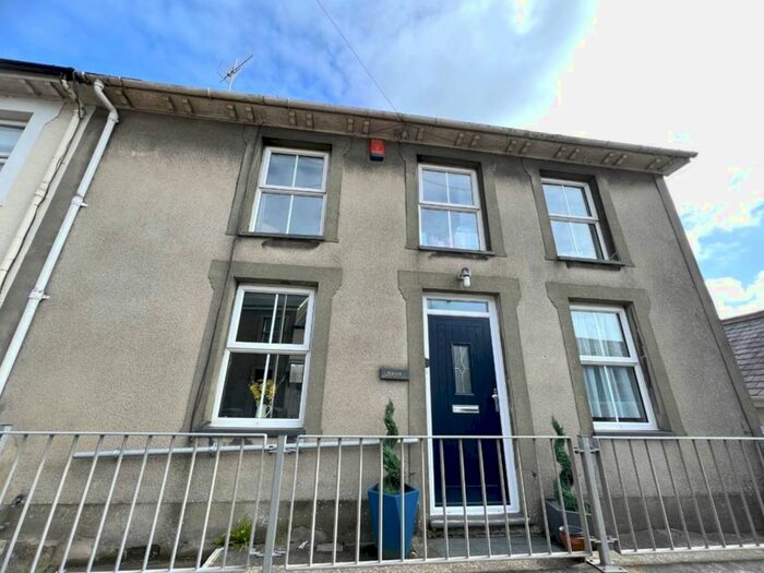 4 Bedroom Semi-Detached House For Sale In Talybont, SY24