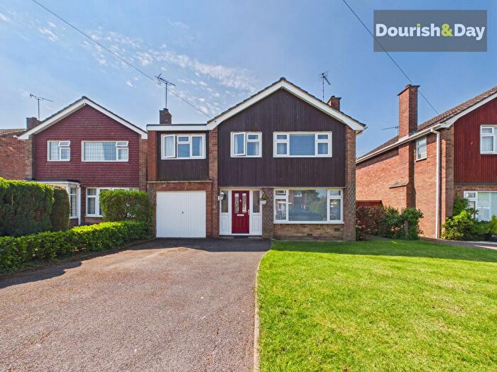 5 Bedroom Detached House For Sale In Dawlish Avenue, Weeping Cross, Stafford, ST17