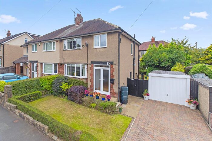 3 Bedroom Semi Detached House For Sale In Cardan Drive, Ilkley, LS29