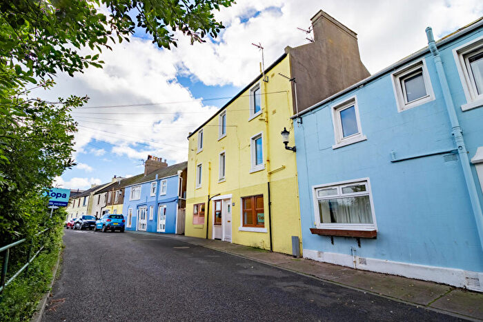 3 Bedroom Flat For Sale In Beacon Terrace, Montrose, DD10