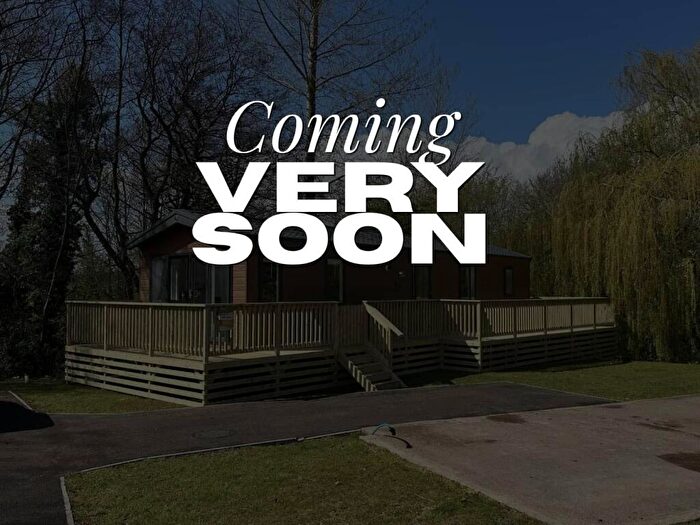 2 Bedroom Caravan For Sale In Goulton Lane, Northallerton, DL6