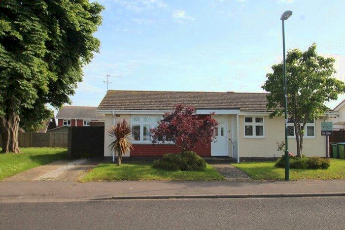3 Bedroom Bungalow To Rent In Westminster Drive, Bognor Regis, West Sussex, PO21