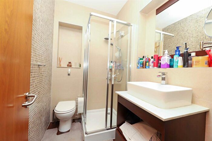 2 Bedroom Apartment For Sale In The Runway, Ruislip, HA4