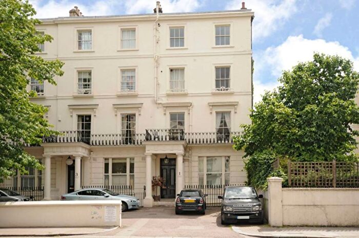 1 Bedroom Flat To Rent In Clifton Gardens, Little Venice, W9