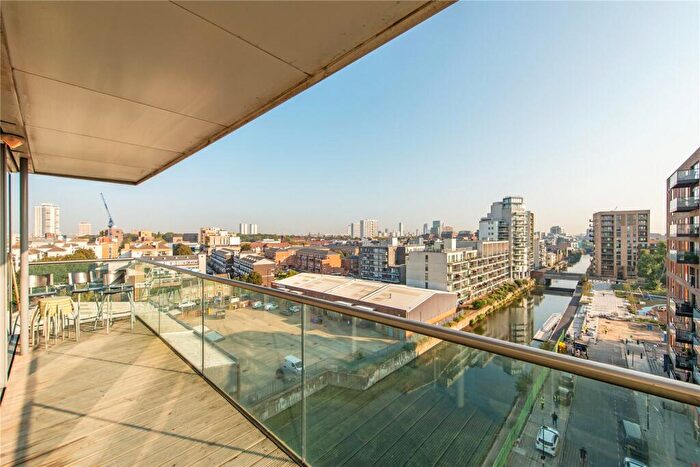 2 Bedroom Apartment To Rent In Stainsby Road, E14