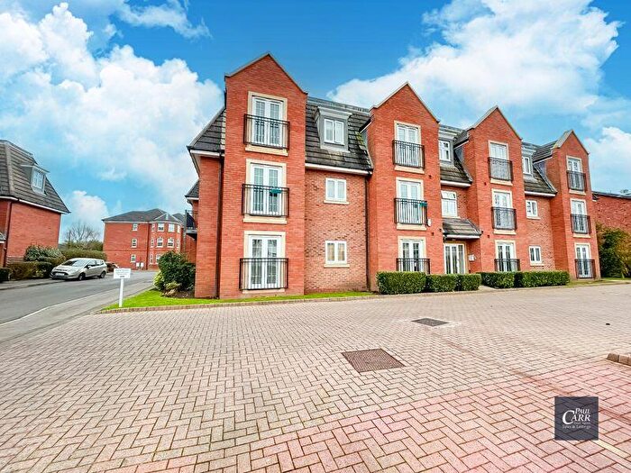 2 Bedroom Flat For Sale In Grange Drive, Streetly, Sutton Coldfield, B74