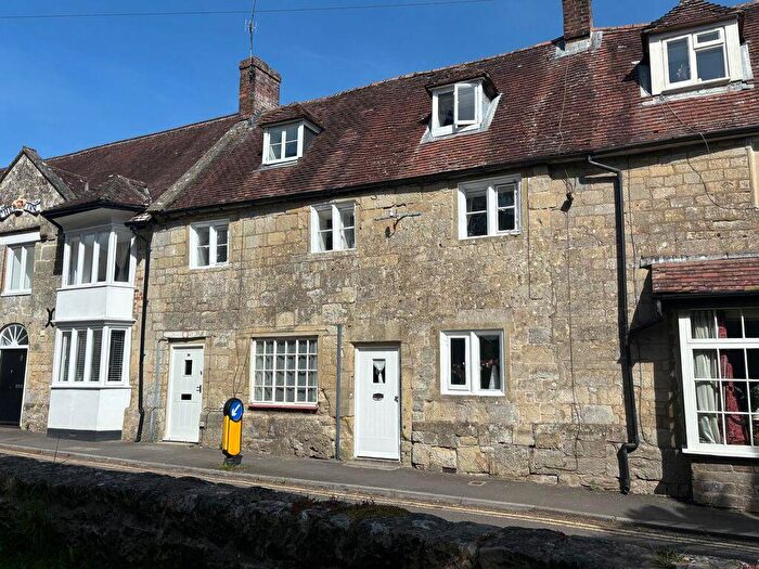 3 Bedroom Cottage For Sale In Church Street, Tisbury, SP3