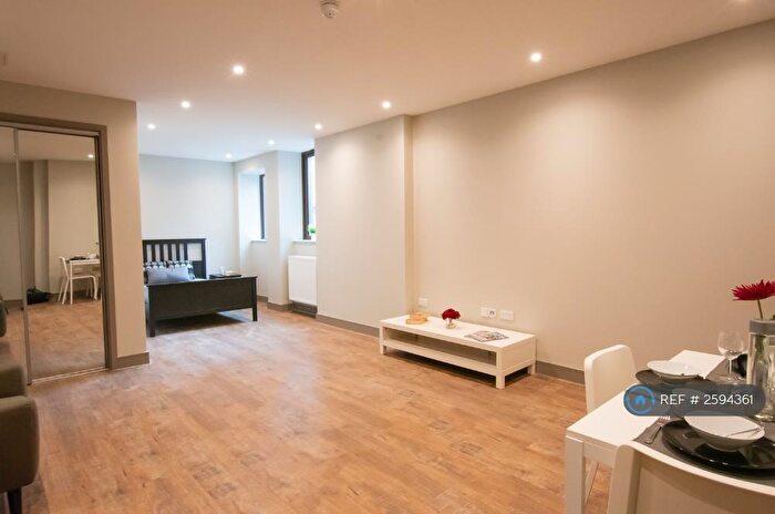 1 Bedroom Flat To Rent In Week Street, Maidstone, ME14