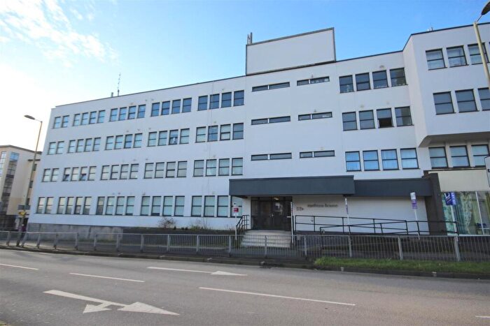 2 Bedroom Detached House To Rent In Hulbert Road, Waterlooville, PO7