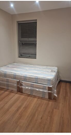 Studio To Rent In Graham Road, Harrow, HA3