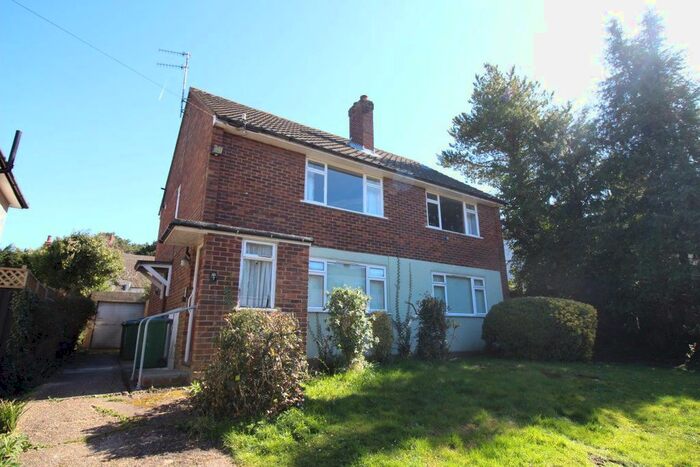 2 Bedroom Flat To Rent In Heath Road, Watford, WD19