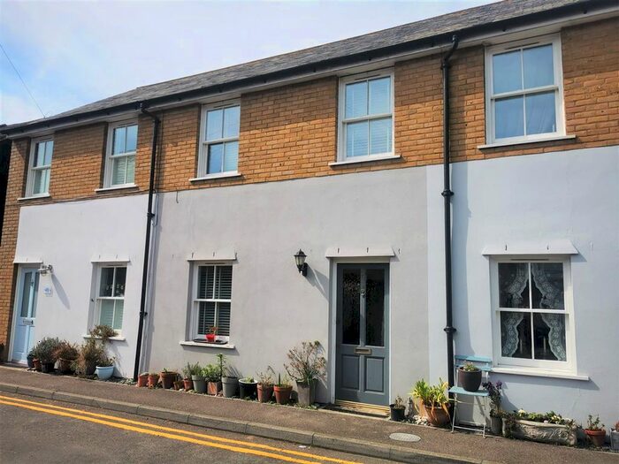 2 Bedroom Terraced House To Rent In York Road, Walmer, CT14