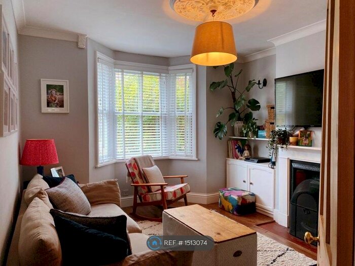 2 Bedroom Semi-Detached House To Rent In Hare Lane, Godalming, GU7