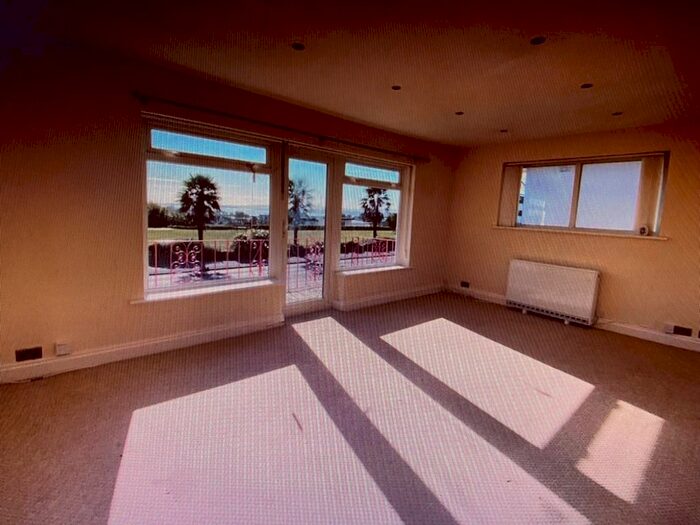 2 Bedroom Flat To Rent In Longfleet Road, Poole, BH15