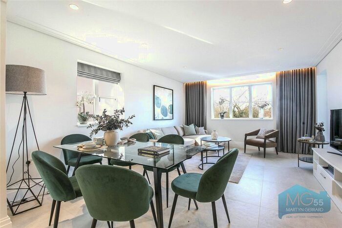 2 Bedroom Flat To Rent In Hendon Lane, Finchley, London, N3