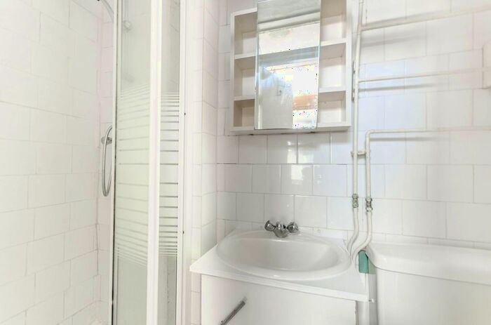 Studio To Rent In Cathles Road, Balham, London, SW12