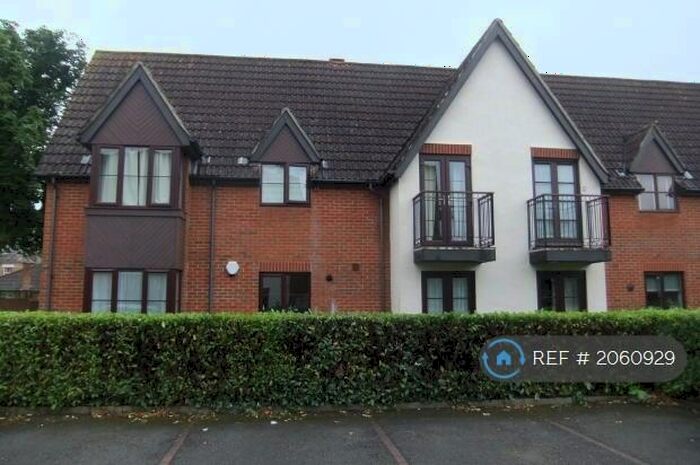 1 Bedroom Flat To Rent In Southern Hill, Reading, RG1