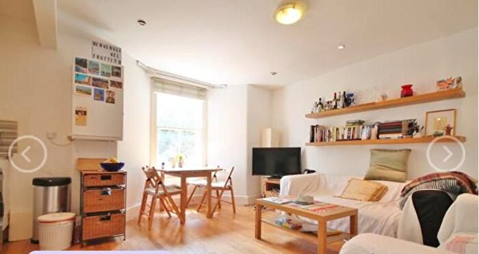 3 Bedroom Flat To Rent In Stock Orchard Crescent, London, N7
