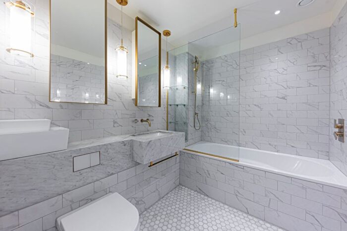 2 Bedroom Flat For Sale In Cashmere Wharf, Gauging Square, E1W