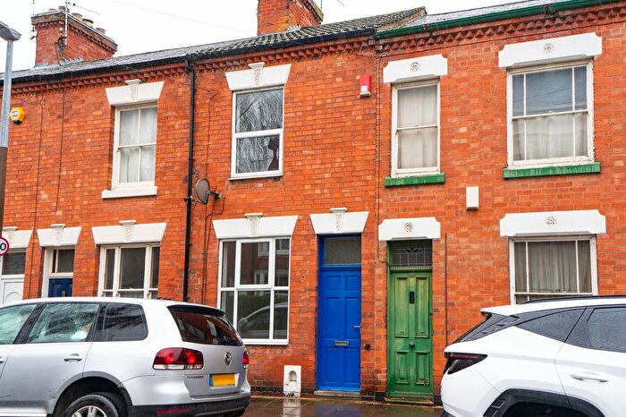 2 Bedroom Terraced House To Rent In West Avenue, Clarendon Park, Leicester, LE2
