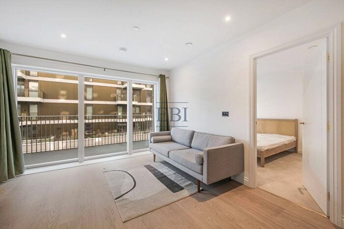 1 Bedroom Flat To Rent In Chelsea Botanica, Watermeadow Lane, Fulham, SW6