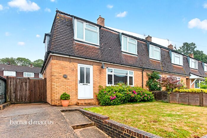 3 Bedroom Semi-Detached House For Sale In Radstock Way, Merstham, Redhill, RH1