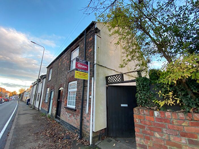 2 Bedroom Cottage To Rent In High Street, Ulceby, DN39