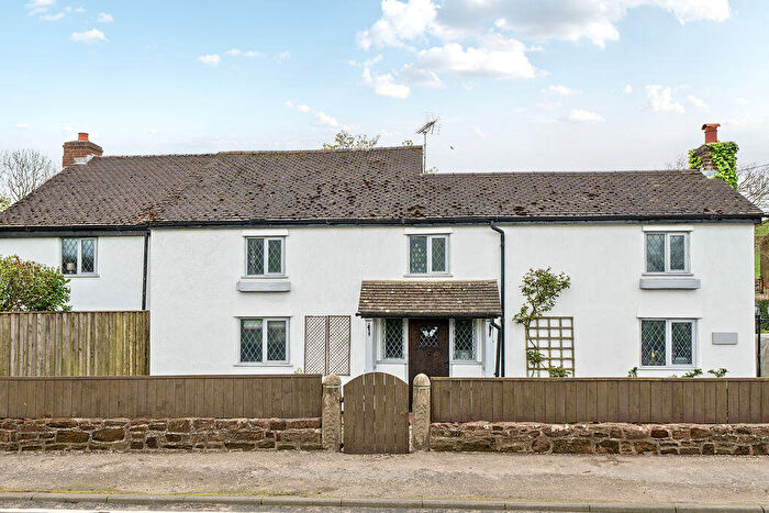 5 Bedroom House For Sale In Nantwich Road, Broxton, CH3