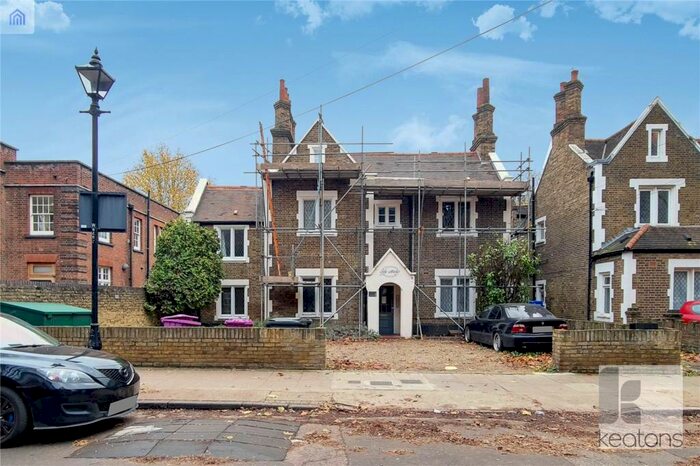 1 Bedroom Flat To Rent In Wellington Way, Bow, London, E3