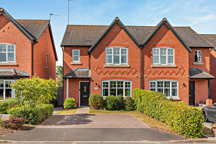 3 Bedroom Semi-Detached House For Sale In Georges Place, Beeston., CW6