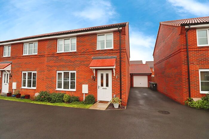 4 Bedroom Semi-Detached House For Sale In Hopkins Avenue, Waddington, LN5