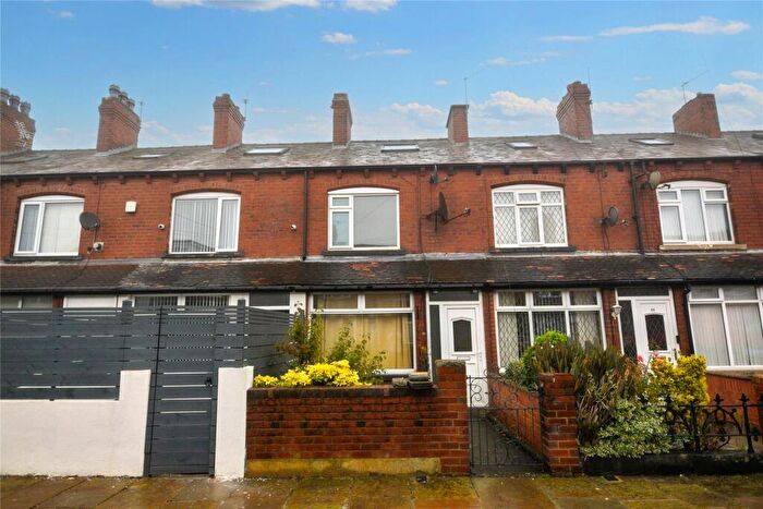 3 Bedroom Terraced House To Rent In Cross Flatts Terrace, Leeds, West Yorkshire, LS11