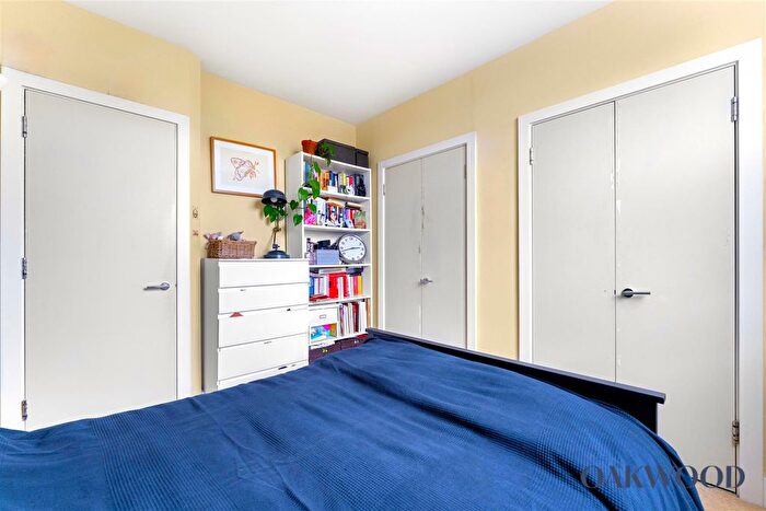 1 Bedroom Flat To Rent In Amhurst Road, London, N16