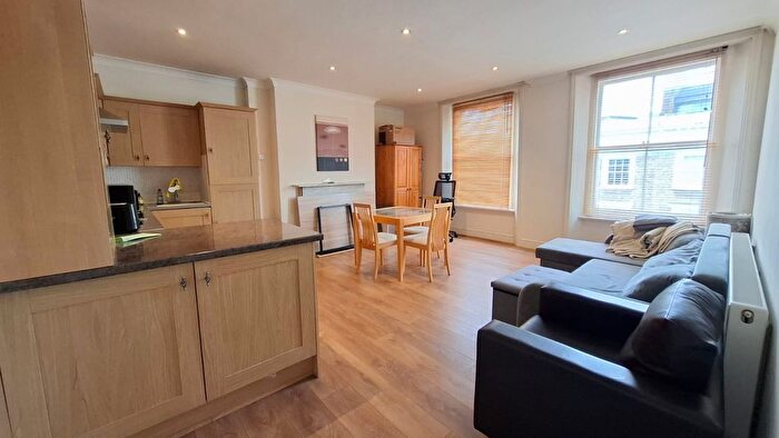 2 Bedroom Flat To Rent In Moreton Street, London, SW1V