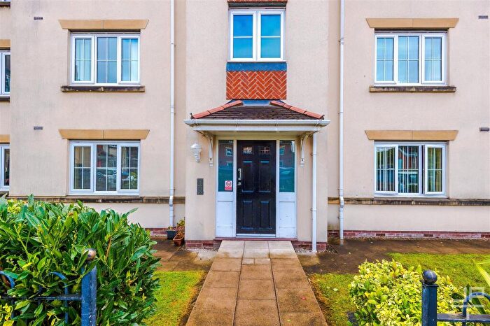 2 Bedroom Apartment To Rent In Browsholme Court, Westhoughton, Bolton, BL5