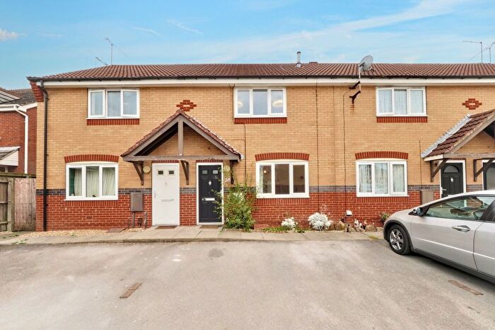 2 Bedroom Terraced House For Sale In Mowlands Close, Sutton-In-Ashfield, NG17