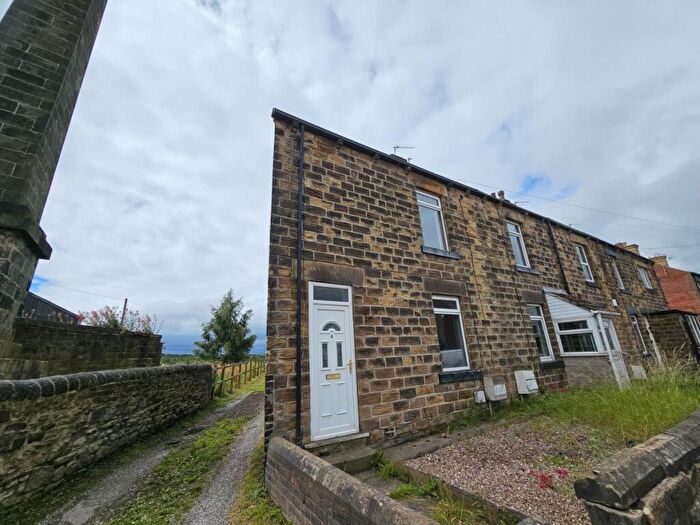 2 Bedroom House To Rent In The Walk, Birdwell, S70