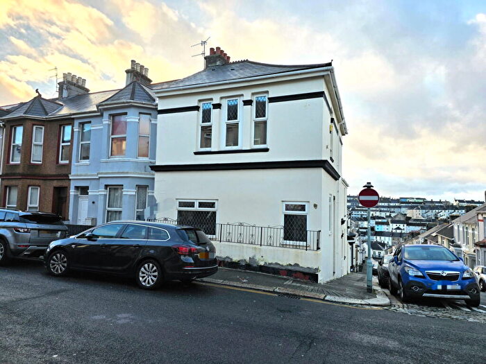 4 Bedroom End Of Terrace House For Sale In Station Road, Keyham, Plymouth, PL2