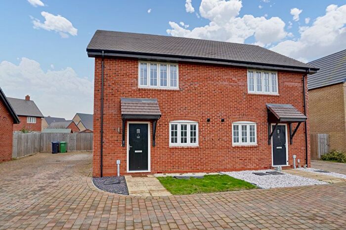 2 Bedroom Semi-Detached House For Sale In Lesley Way, Brampton, Huntingdon, PE28
