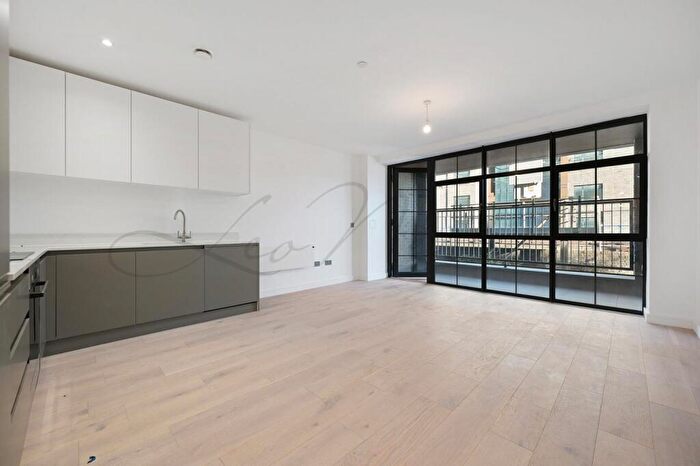 1 Bedroom Flat To Rent In Caroline Street, Limehouse, E1