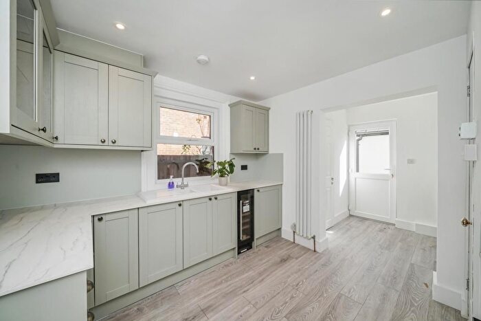 3 Bedroom Detached House To Rent In Worting Road, Basingstoke, RG21