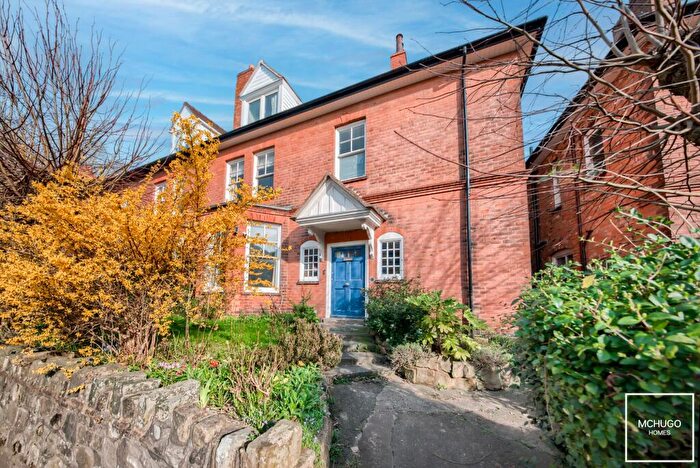 6 Bedroom Semi Detached House For Sale In Barnsley Road, Birmingham, B17
