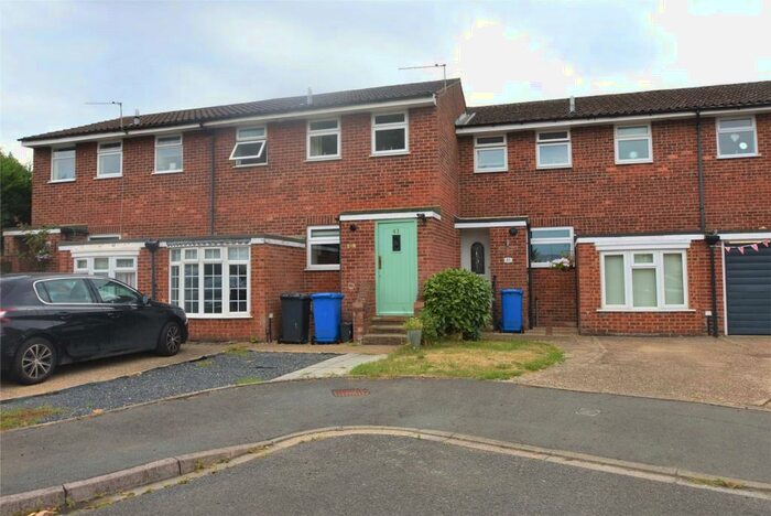 3 Bedroom Property To Rent In Bunces Close, Eton Wick, Windsor, Berkshire, SL4