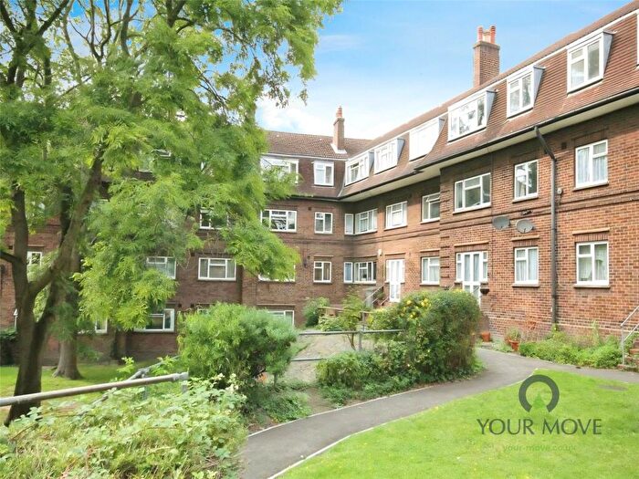 2 Bedroom Flat For Sale In Flat Hollydene Beckenham Lane, Bromley, BR2