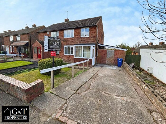 3 Bedroom Semi Detached House To Rent In Bell Street, Pensnett, Brierley Hill, DY5