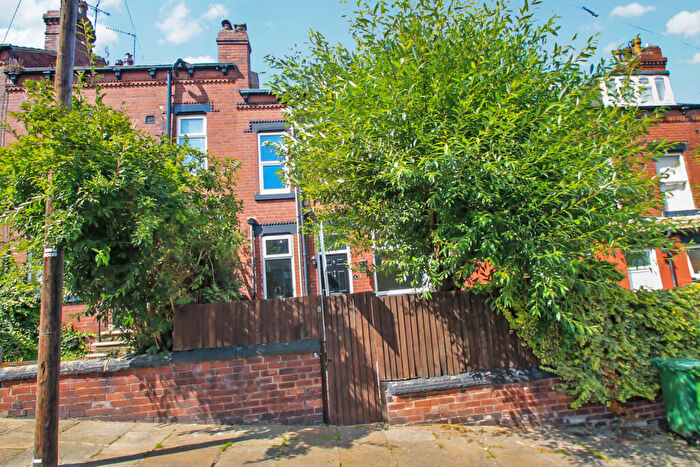 2 Bedroom Terraced House To Rent In Christ Church Road, Armley, Leeds, LS12