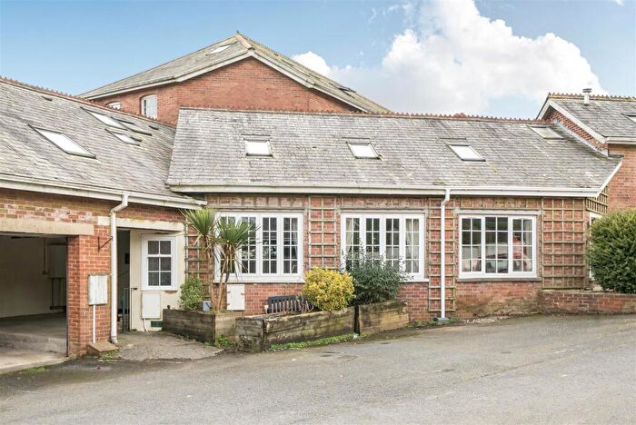 3 Bedroom Character Property For Sale In Tower Lane, Moorhaven, Ivybridge, PL21