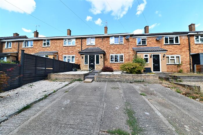 3 Bedroom Terraced House For Sale In Tye End, Stevenage, SG2