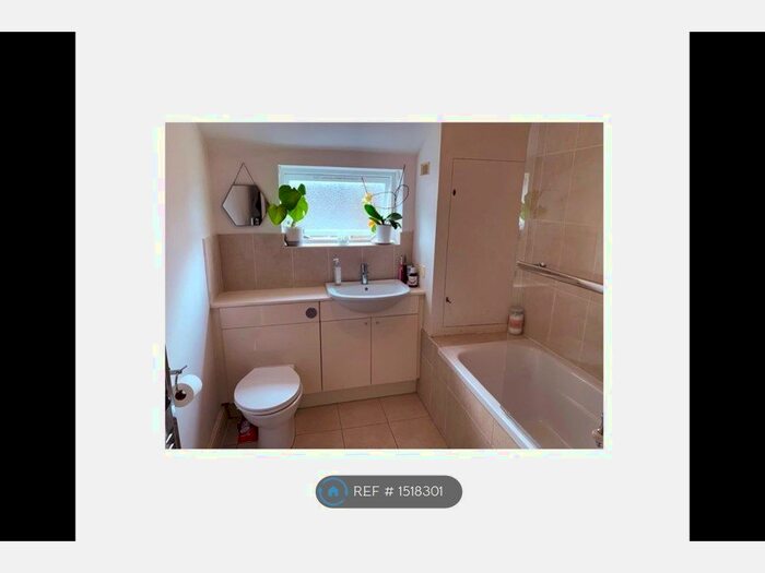 1 Bedroom Flat To Rent In Earlsfield Road, London, SW18