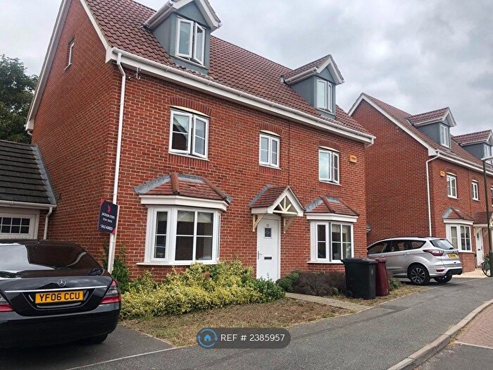 6 Bedroom Detached House To Rent In Graylingwell Drive, Chichester, PO19